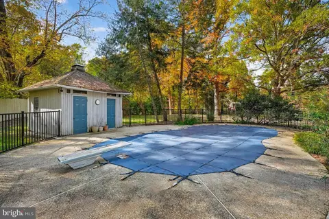 385 Mill Swamp Rd, Edgewater, MD 21037 photo 5
