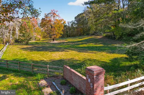 385 Mill Swamp Rd, Edgewater, MD 21037 photo 4