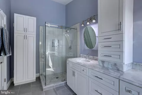 Bath - 8171 Bayside Dr, Pasadena, MD 21122 photo 5 of 6