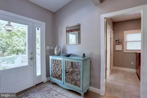 Entry Way - 8171 Bayside Dr, Pasadena, MD 21122 photo 1 of 3