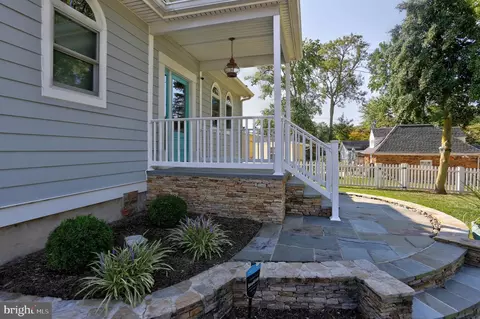 Exterior - 8171 Bayside Dr, Pasadena, MD 21122 photo 4 of 15