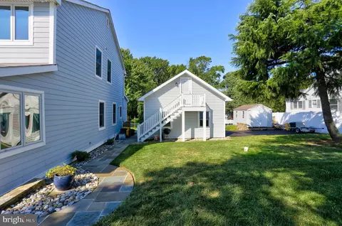 Exterior - 8171 Bayside Dr, Pasadena, MD 21122 photo 10 of 15