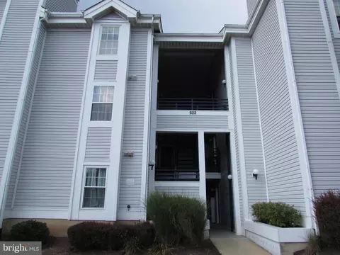 602 Moonglow Rd #304, Odenton, MD 21113