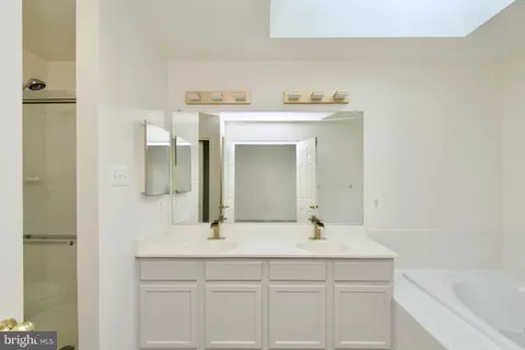 Bath - 3007 Button Bush Ln, Laurel, MD 20724 photo 1 of 4