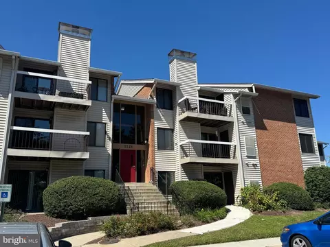 1121 Castle Harbour Way #1B, Glen Burnie, MD 21060
