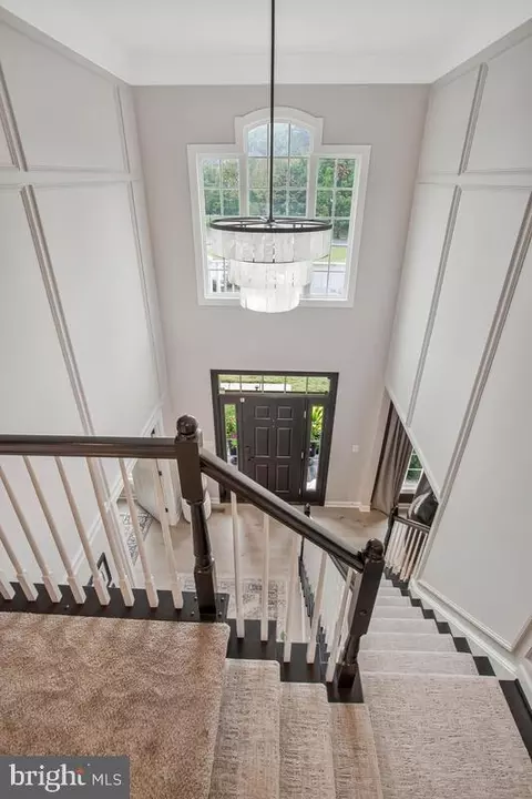 Entry Way - 23 Hunting Ct, Edgewater, MD 21037 photo 8 of 8