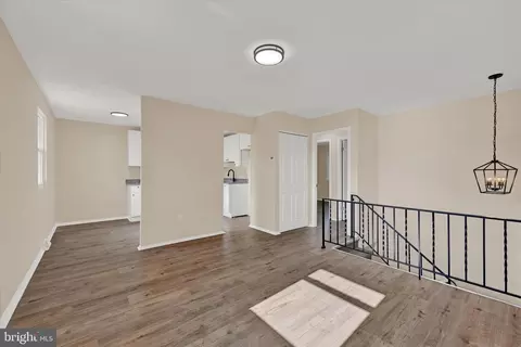 8577 Main Ave, Pasadena, MD 21122 photo 5