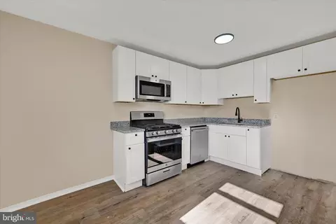 8577 Main Ave, Pasadena, MD 21122 photo 6