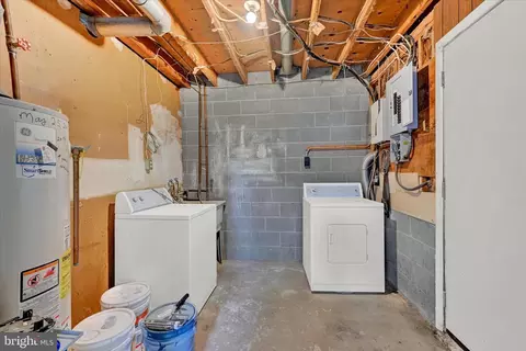 8577 Main Ave, Pasadena, MD 21122 photo 16