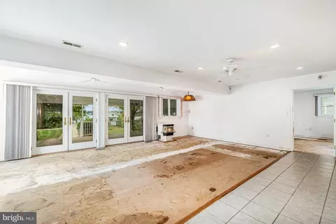 Other - 7862 Bodkin View Dr, Pasadena, MD 21122 photo 3 of 13