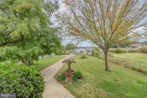 Exterior - 7862 Bodkin View Dr, Pasadena, MD 21122 photo 8 of 8