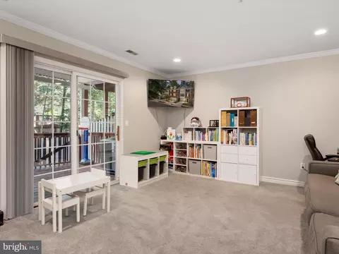 Living - 310 Pintail Ln, Annapolis, MD 21409 photo 4 of 4