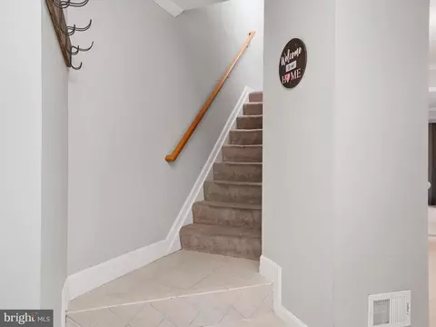 Entry Way - 310 Pintail Ln, Annapolis, MD 21409 photo 2 of 3