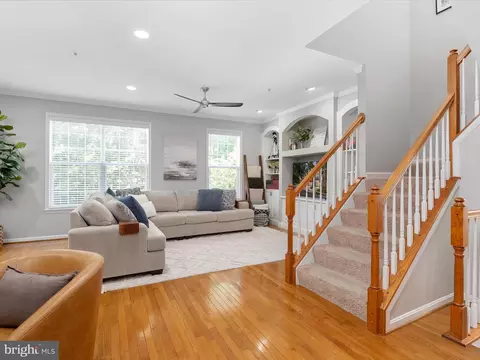 Living - 310 Pintail Ln, Annapolis, MD 21409 photo 1 of 4