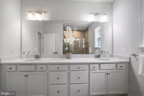 Entry Way - 3266 Watershed Blvd, Laurel, MD 20724 photo 9 of 12