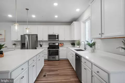 Kitchen - 3266 Watershed Blvd, Laurel, MD 20724 photo 3 of 3