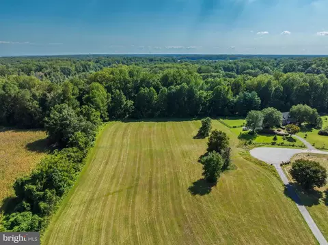 9 Solitude Ct, Lothian, MD 20711 photo 4