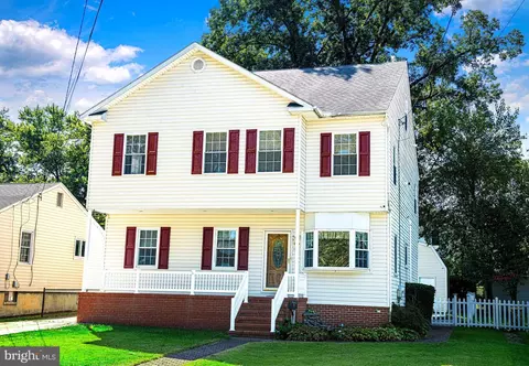105 1st Ave W, Glen Burnie, MD 21061