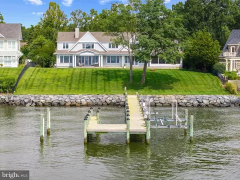 3736 Ramsgate Dr, Annapolis, MD 21403