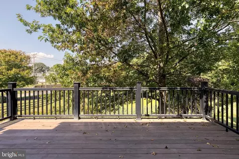 Exterior - 4008 Apple Jack Ct, Pasadena, MD 21122 photo 2 of 3