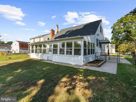 211 Arundel Rd, Pasadena, MD 21122 photo 32