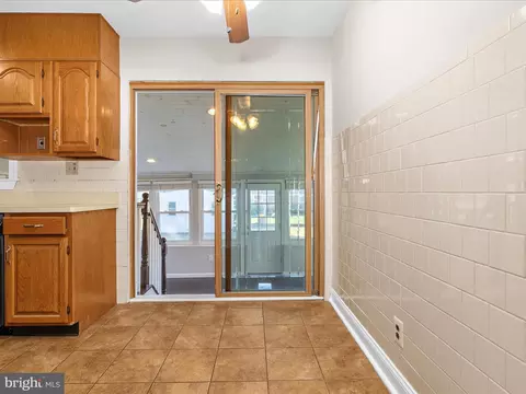 211 Arundel Rd, Pasadena, MD 21122 photo 11