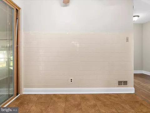 211 Arundel Rd, Pasadena, MD 21122 photo 12