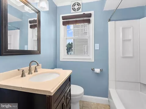 211 Arundel Rd, Pasadena, MD 21122 photo 10