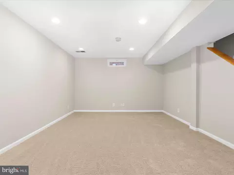 211 Arundel Rd, Pasadena, MD 21122 photo 23
