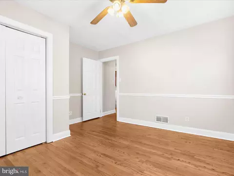 211 Arundel Rd, Pasadena, MD 21122 photo 9
