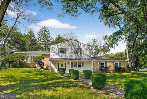 396 Aurora Dr, Millersville, MD 21108