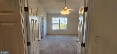 Entry Way - 8725 Silent Ct, Odenton, MD 21113 photo 11 of 16