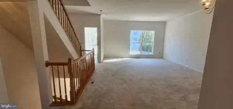 Living - 8725 Silent Ct, Odenton, MD 21113 photo 4 of 4