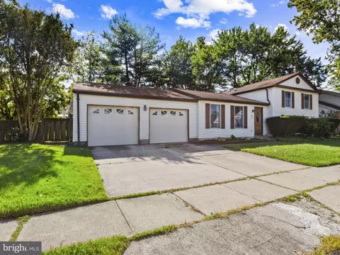 7684 Tuckerman Dr, Hanover, MD 21076 photo 2