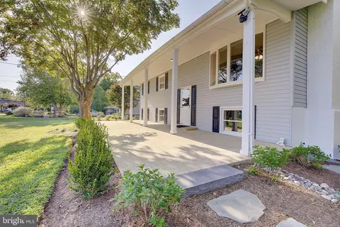 3820 Outrigger Dr, Edgewater, MD 21037 photo 3