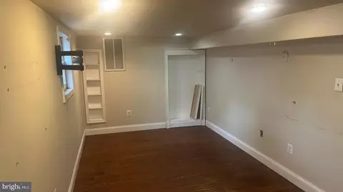 1704 Twickenham Rd, Pasadena, MD 21122 photo 13