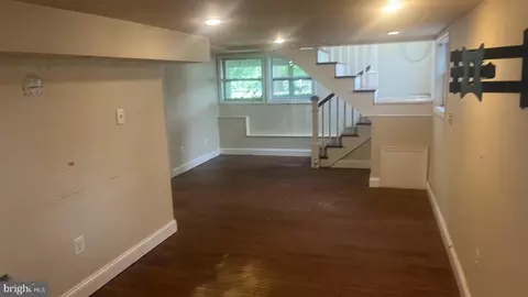 1704 Twickenham Rd, Pasadena, MD 21122 photo 15