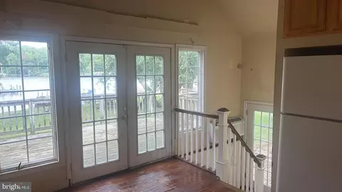 1704 Twickenham Rd, Pasadena, MD 21122 photo 10