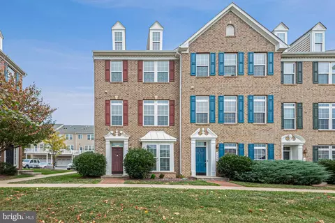 7534 Honey Locust Ln, Hanover, MD 21076
