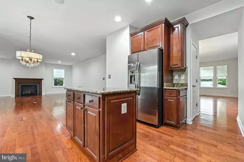 Entry Way - 1901 Eamons Way, Annapolis, MD 21401 photo 2 of 7