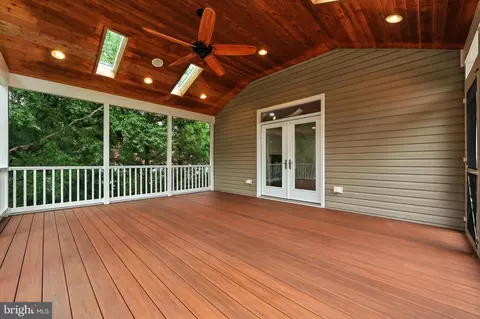 Exterior - 1901 Eamons Way, Annapolis, MD 21401 photo 8 of 11