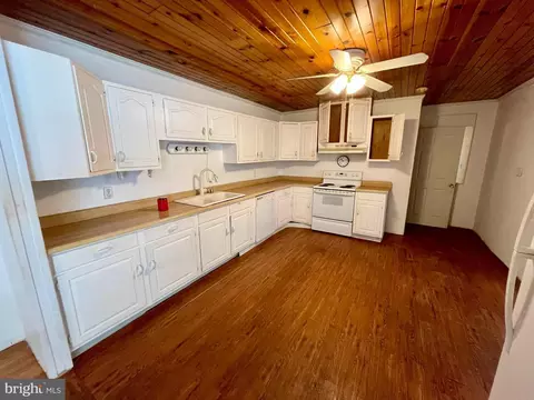 Kitchen - 1814 Parkside Dr, Pasadena, MD 21122 photo 1 of 1