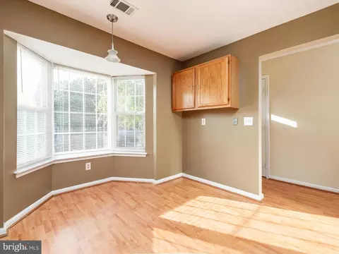 2402 Wentworth Dr, Crofton, MD 21114 photo 6