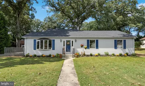 222 Magothy Rd, Pasadena, MD 21122 photo 3