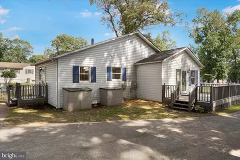 222 Magothy Rd, Pasadena, MD 21122 photo 5