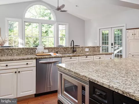 Kitchen - 930 Lake Dr, Arnold, MD 21012 photo 3 of 5