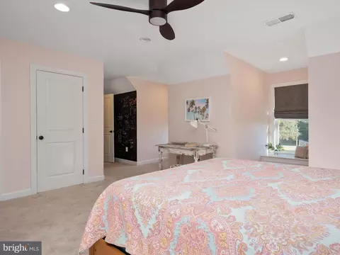 Bedroom - 930 Lake Dr, Arnold, MD 21012 photo 4 of 7