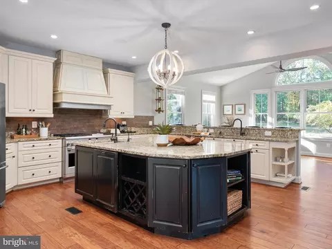 Kitchen - 930 Lake Dr, Arnold, MD 21012 photo 1 of 5