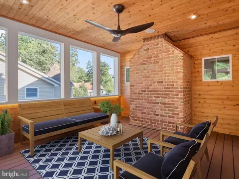 Exterior - 930 Lake Dr, Arnold, MD 21012 photo 10 of 20