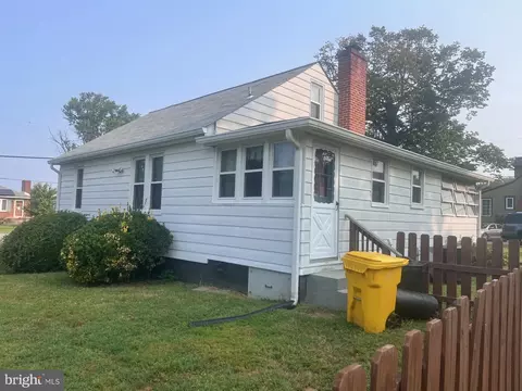 1600 Bishop Rd, Edgewater, MD 21037 photo 3